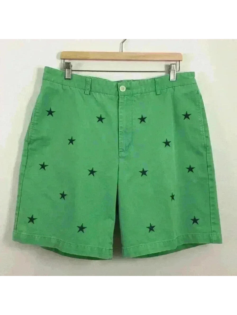 Vineyard Vines Men’s Casual Green Star Club Shorts Size 36